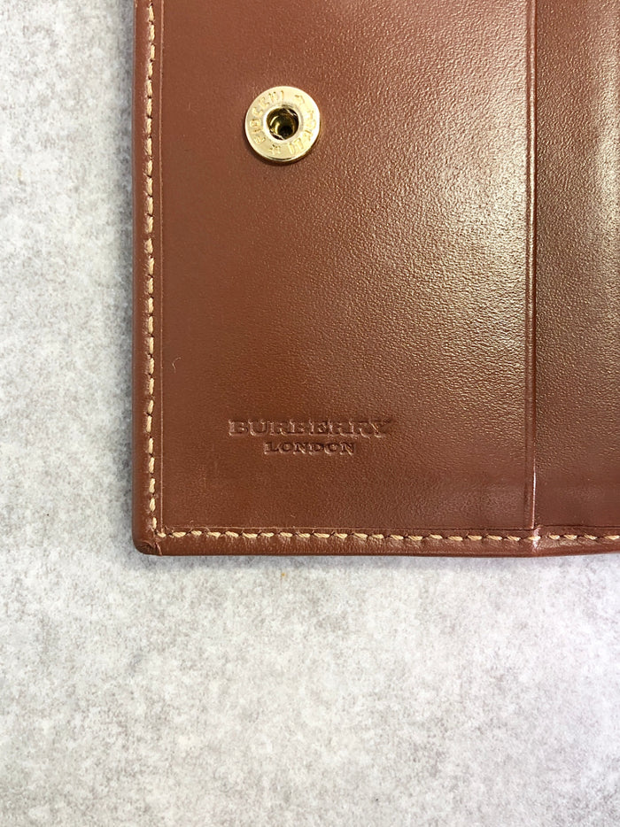 BURBERRY Classic Check Metal Clasp Folded Wallet Beige Vintage rbt4e5
