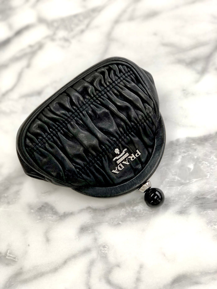 PRADA Clasp Coin purse stone gather leather black rbxcjb