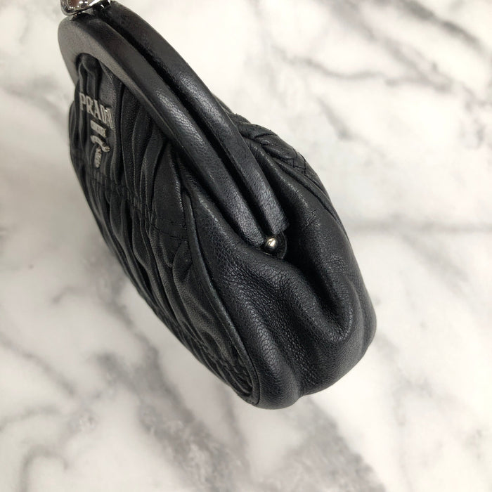 PRADA Clasp Coin purse stone gather leather black rbxcjb
