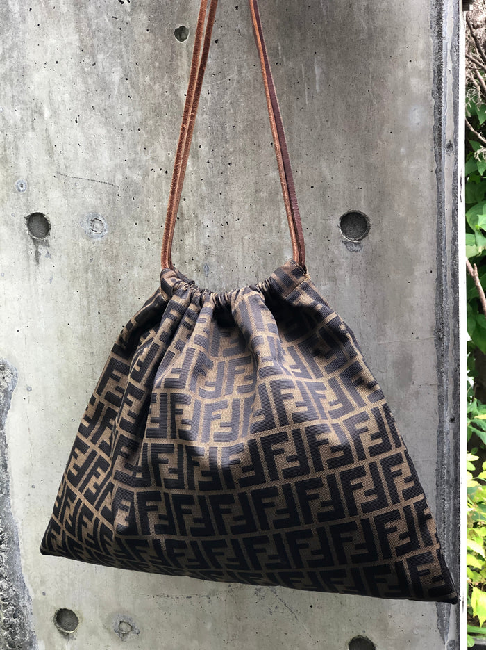 FENDI Zucca Jacquard Drawstring Hand Bag Brown vintage Old reeshj