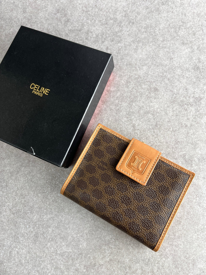 For Specific Customers　CELINE bnjret