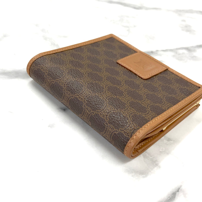 CELINE Macadam Blason Clasp Wallet Brown 6warf7