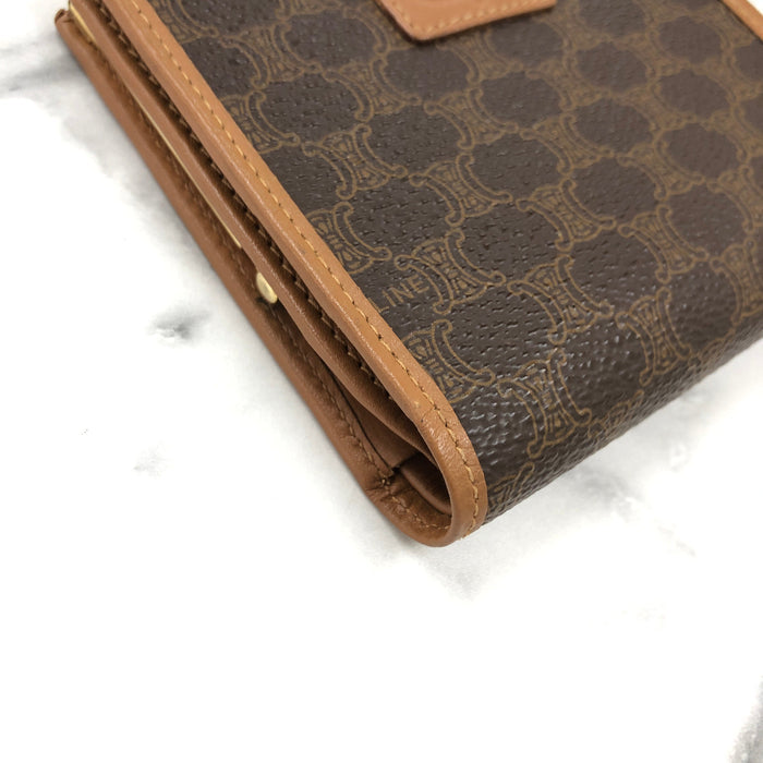 CELINE Macadam Blason Clasp Wallet Brown 6warf7
