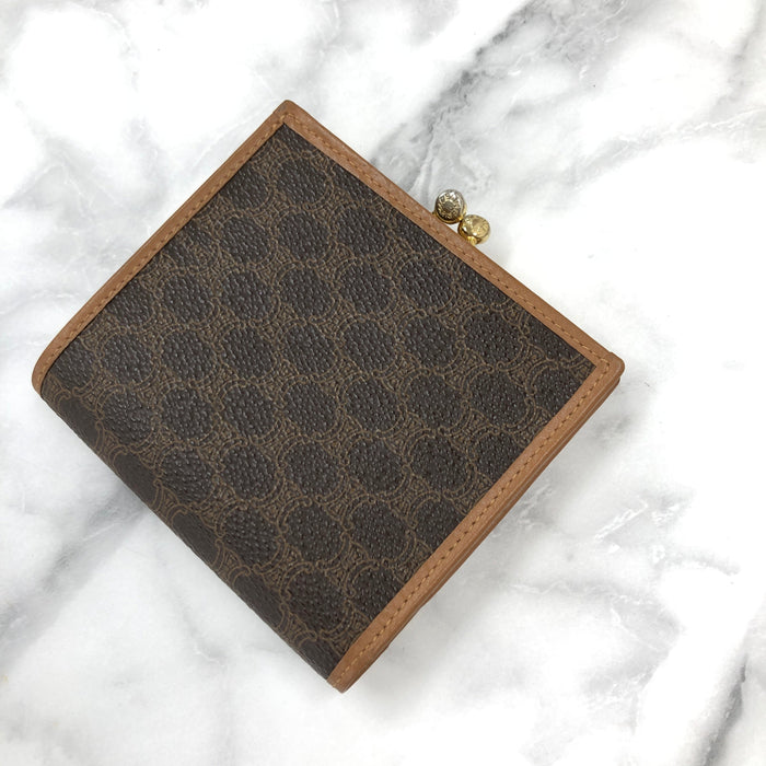 CELINE Macadam Blason Clasp Wallet Brown 6warf7