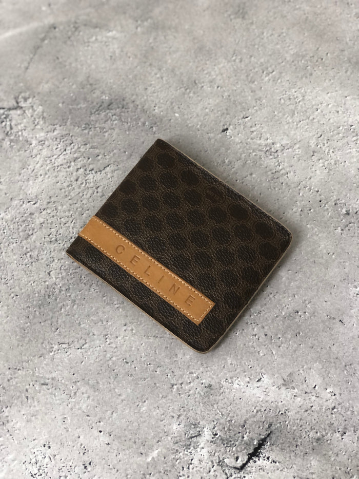 CELINE Macadam Blason Logo Folded Wallet Brown Vintage bvnn7k