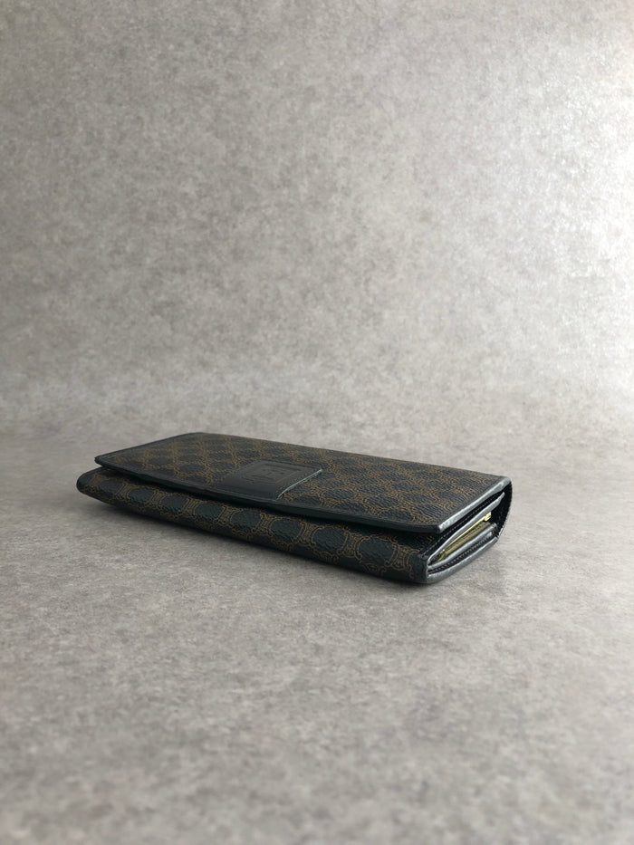 CELINE Macadam Blason Long Wallet Black Vintage d3z87w