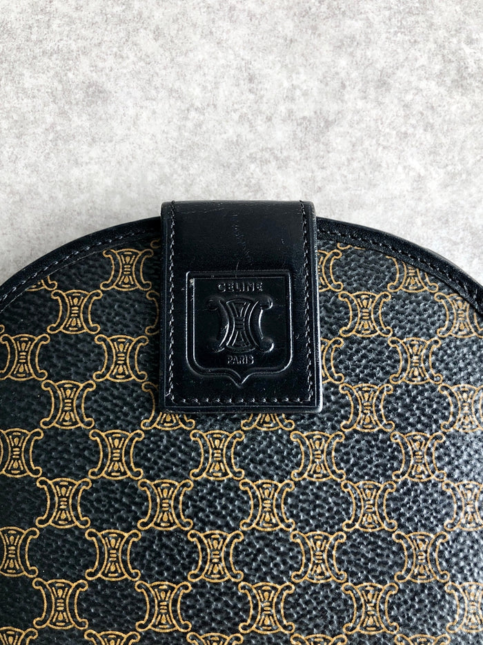 CELINE Macadam Folded Wallet Black Vintage hdn5d2