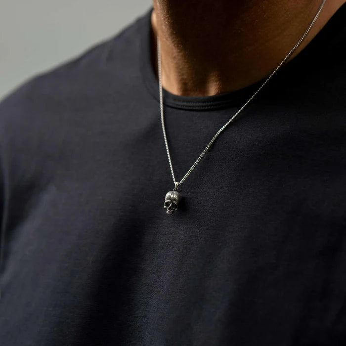 Silver momento mori skull pendant for men