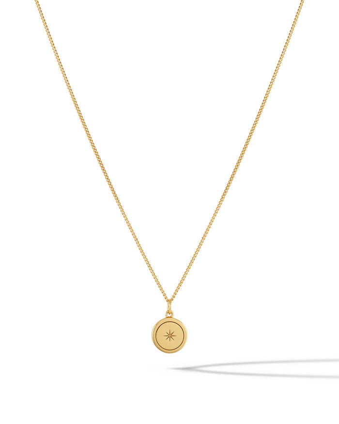 Women's Luxury Gold Fine Curb Chain Necklace with Parrot Clasp