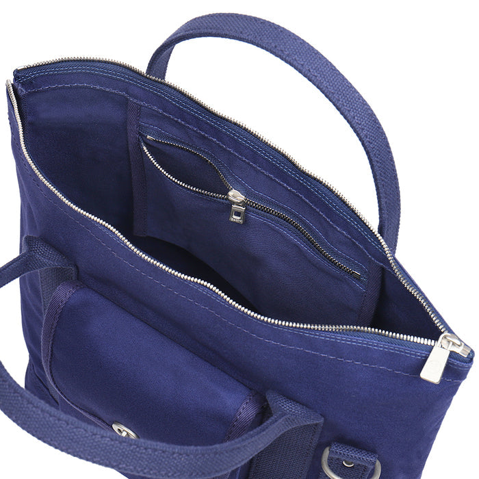 Inner pocket with a zipper
