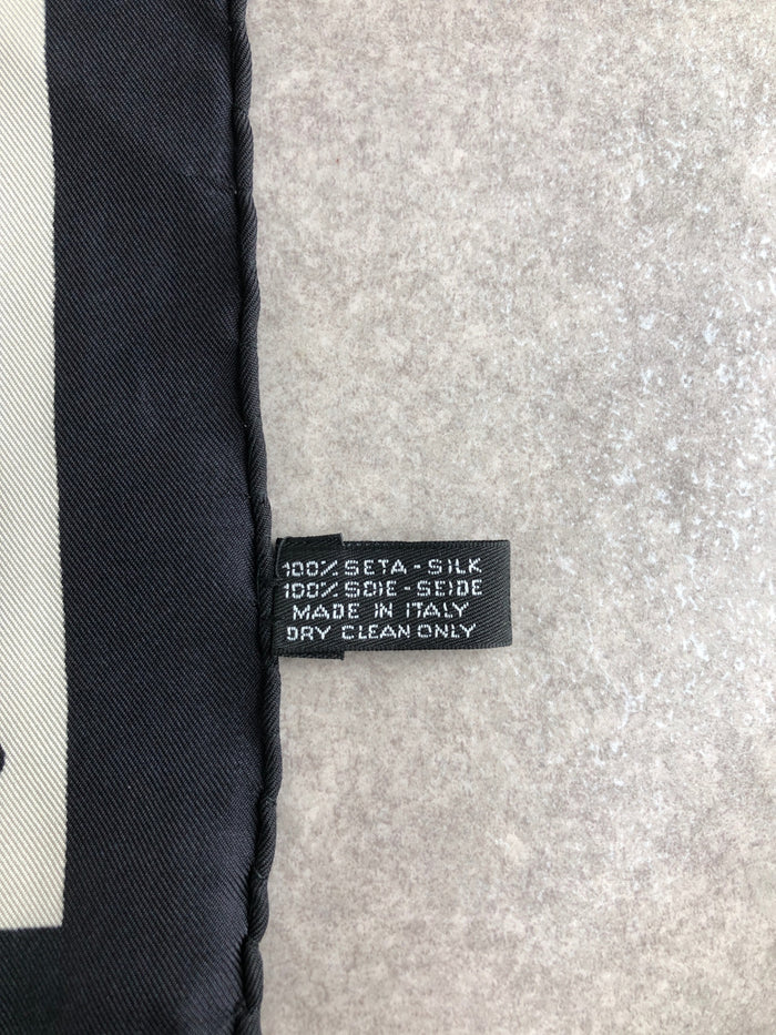 CELINE Scarf Black×White Vintage 3nepaj