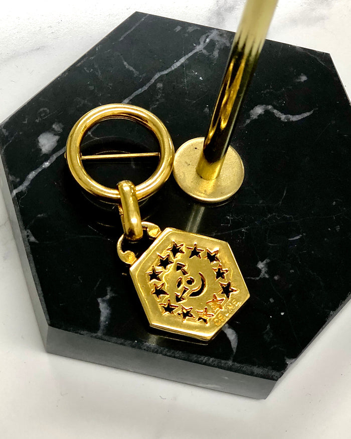 CELINE Star Watch Dial Brooch Gold Old Celine vz5kv6