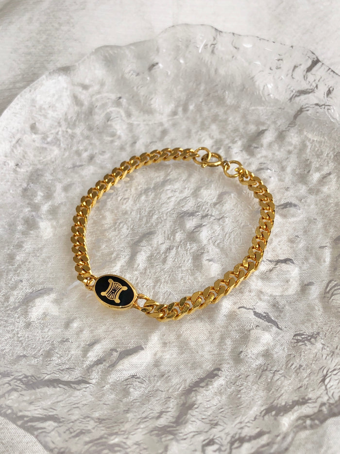 CELINE Triomphe Bracelet Gold Vintage 4efgar