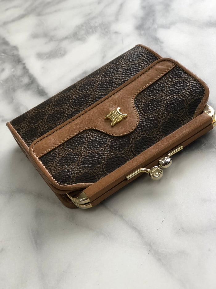 CELINE Wallet Macadam Triomphe Brown yxv3hm